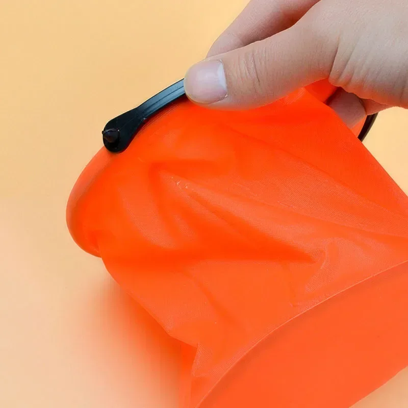 Beach Sand Bucket Toy  Collaps - مراجعة Gardening Tools For Beginners وسعره